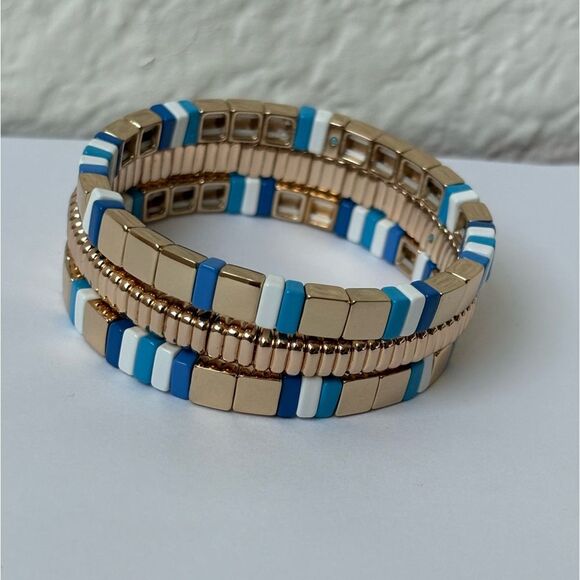 New Roxanne assoulin set of three bracelets - Picture 3 of 7